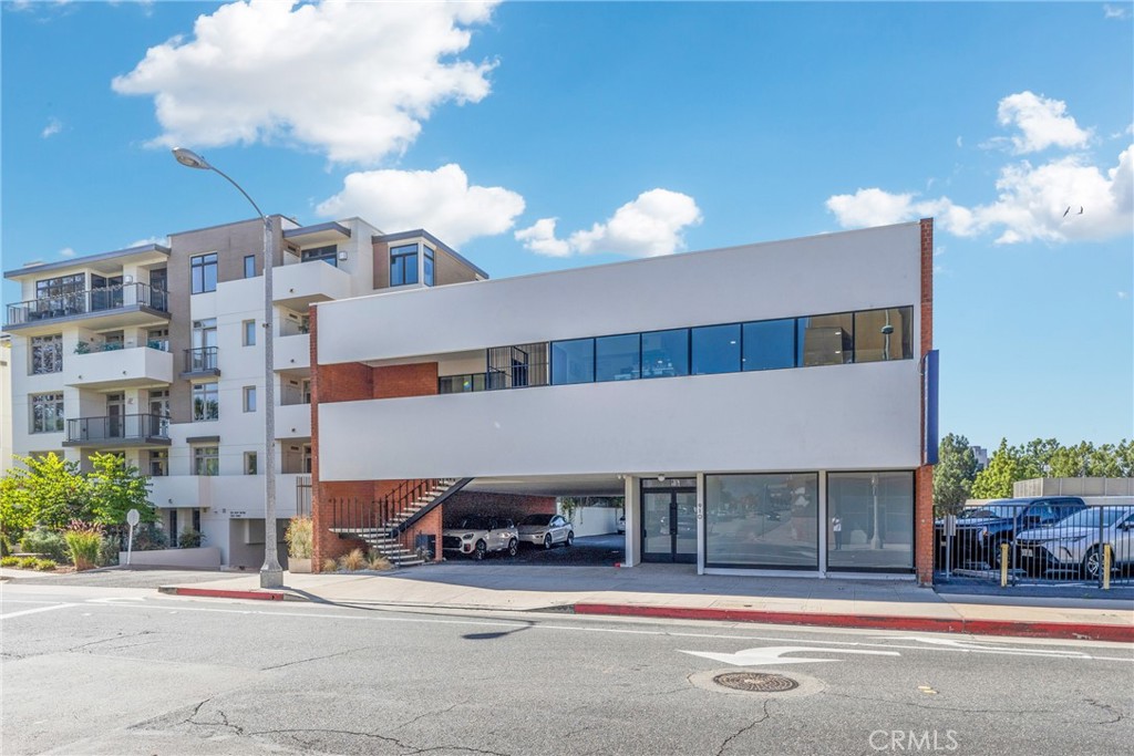 910 San Pasqual Street