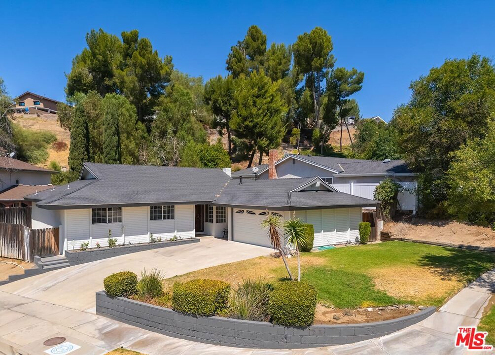 27127 Garza Drive, Saugus, CA 91350 — photo 1