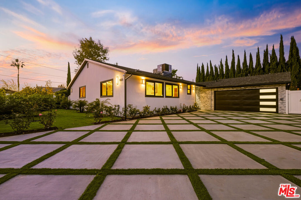 16823 Valerio Street, Lake Balboa, CA 91406 — photo 1