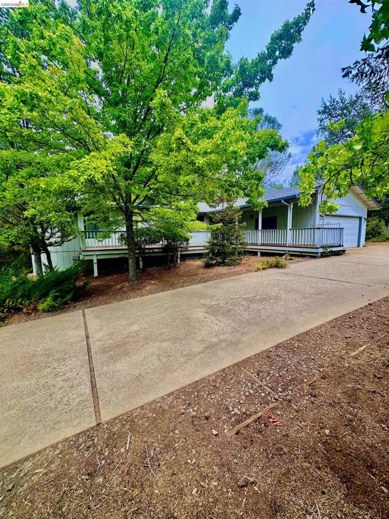 21120 HEMLOCK ST., Groveland, CA 95321 — photo 1