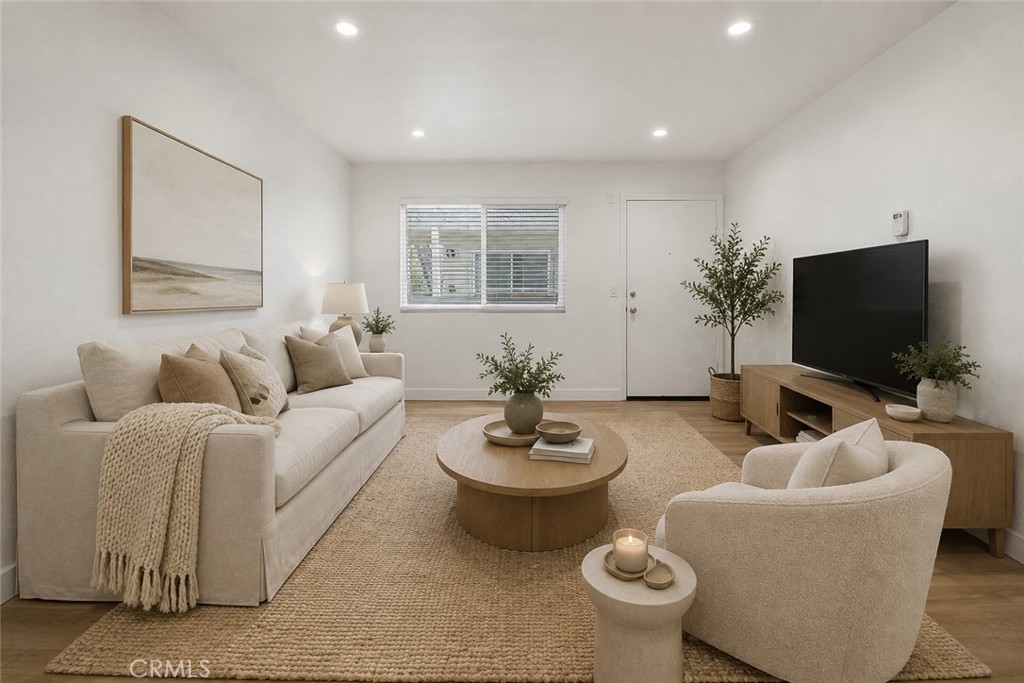 1140 Molino 1, Long Beach, CA 90804 — photo 1