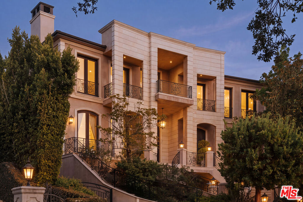 2108 Stratford Circle, Los Angeles, CA 90077 — photo 1