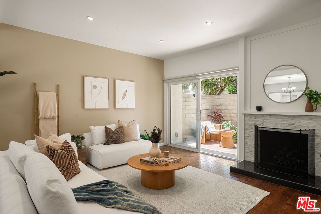 32 Village Pkwy, Santa Monica, CA 90405 — photo 1