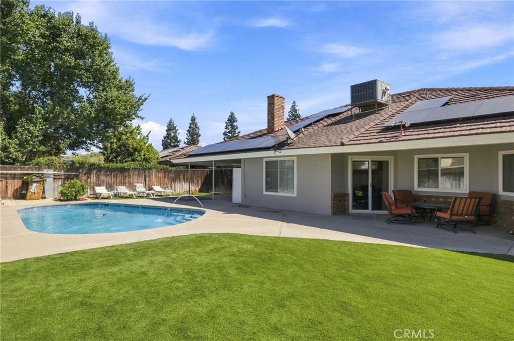 5101 Dewalt, Bakersfield, CA 93308 — photo 1