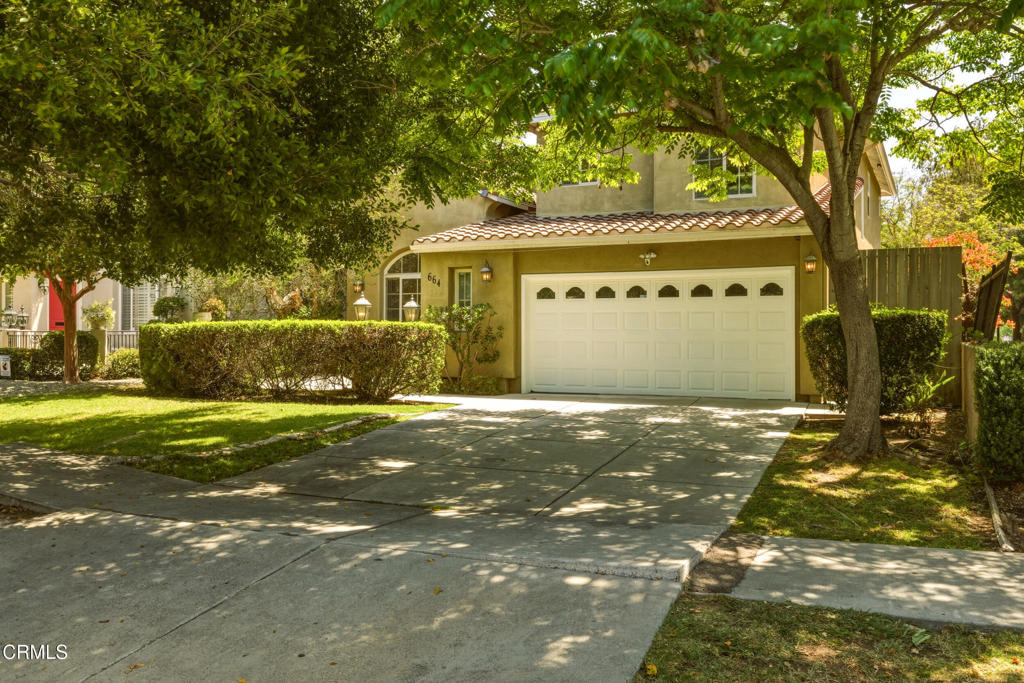 664 S Mansfield Avenue, Los Angeles, CA 90036 — photo 1