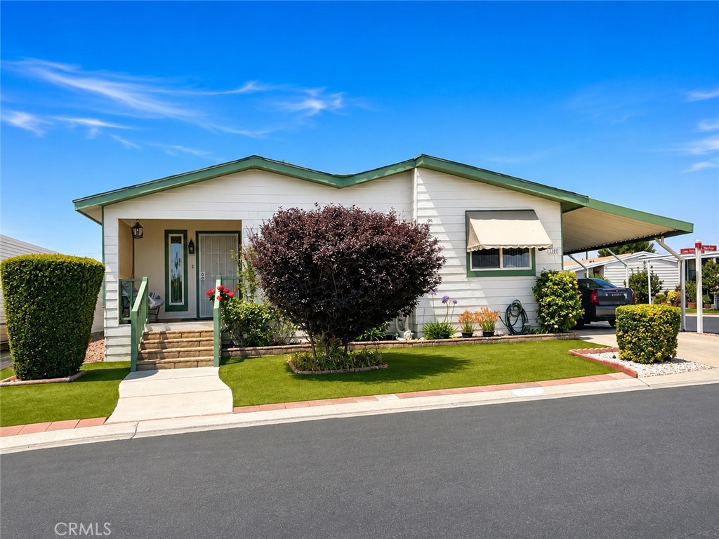 1300 W Menlo 107, Hemet, CA 92543 — photo 1