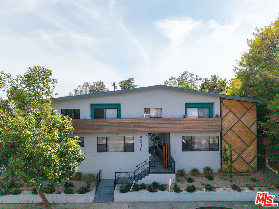 5810 San Vicente Boulevard, Los Angeles, CA 90019 — photo 1