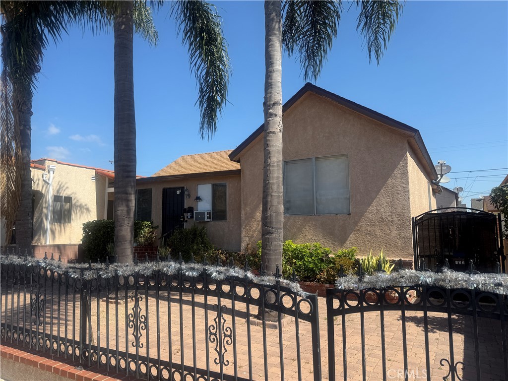 732 W 12th, San Pedro, CA 90731 — photo 1