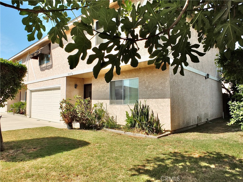 9213 1/2 Cedar, Bellflower, CA 90706 — photo 1