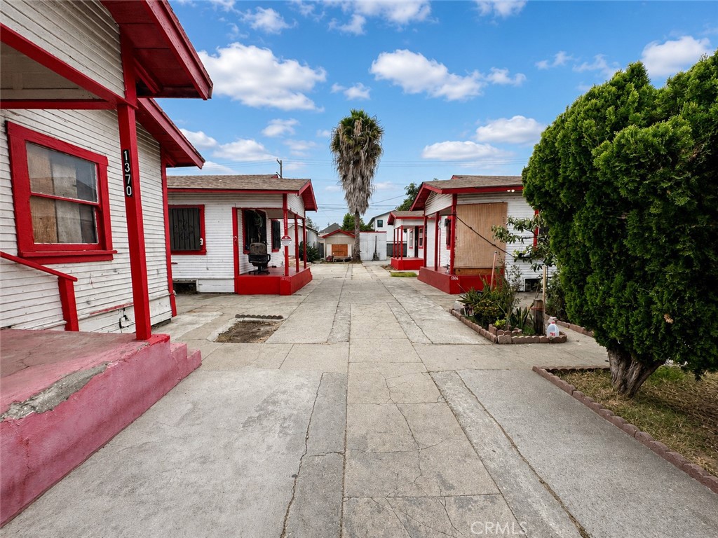 1366 E 57th, Los Angeles, CA 90011 — photo 1