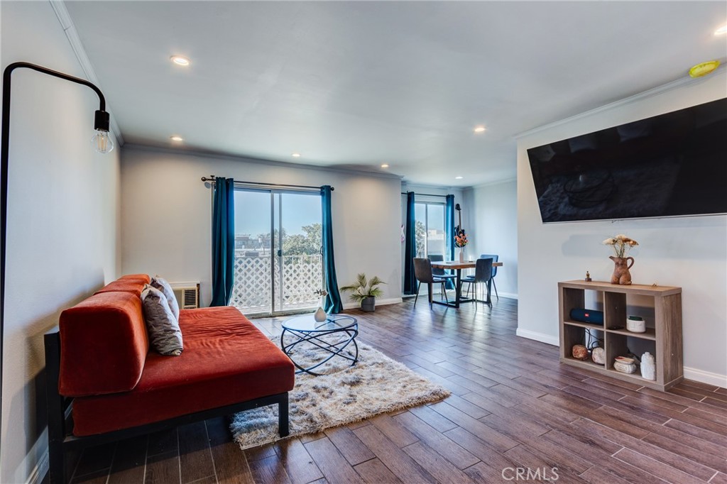 3734 S Canfield Ave 330, Los Angeles, CA 90034 — photo 1