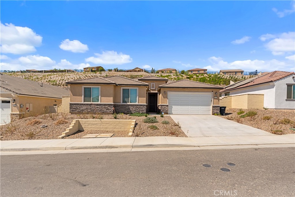 4061 Hudson, Lake Elsinore, CA 92530 — photo 1