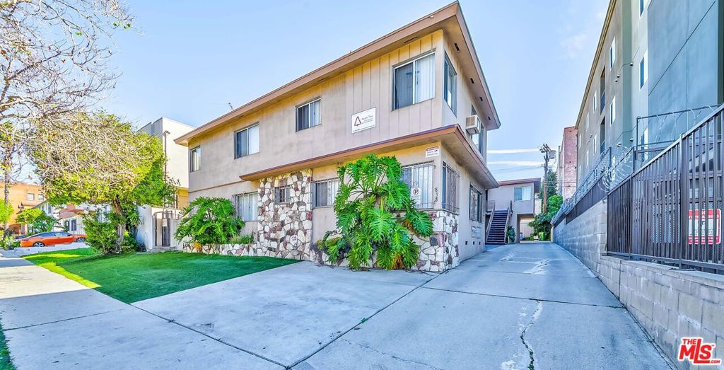 838 S Gramercy Place, Los Angeles, CA 90005 — photo 1