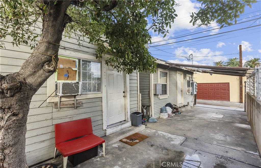 833 Pepper, Glendale, CA 91205 — photo 1