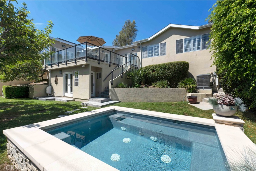 4028 Woodman Canyon, Sherman Oaks, CA 91423 — photo 1