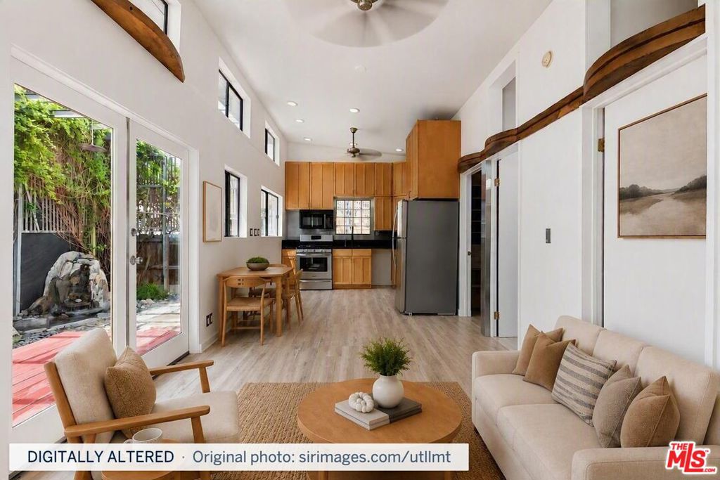 2416 Walnut Avenue, Los Angeles, CA 90291 — photo 1
