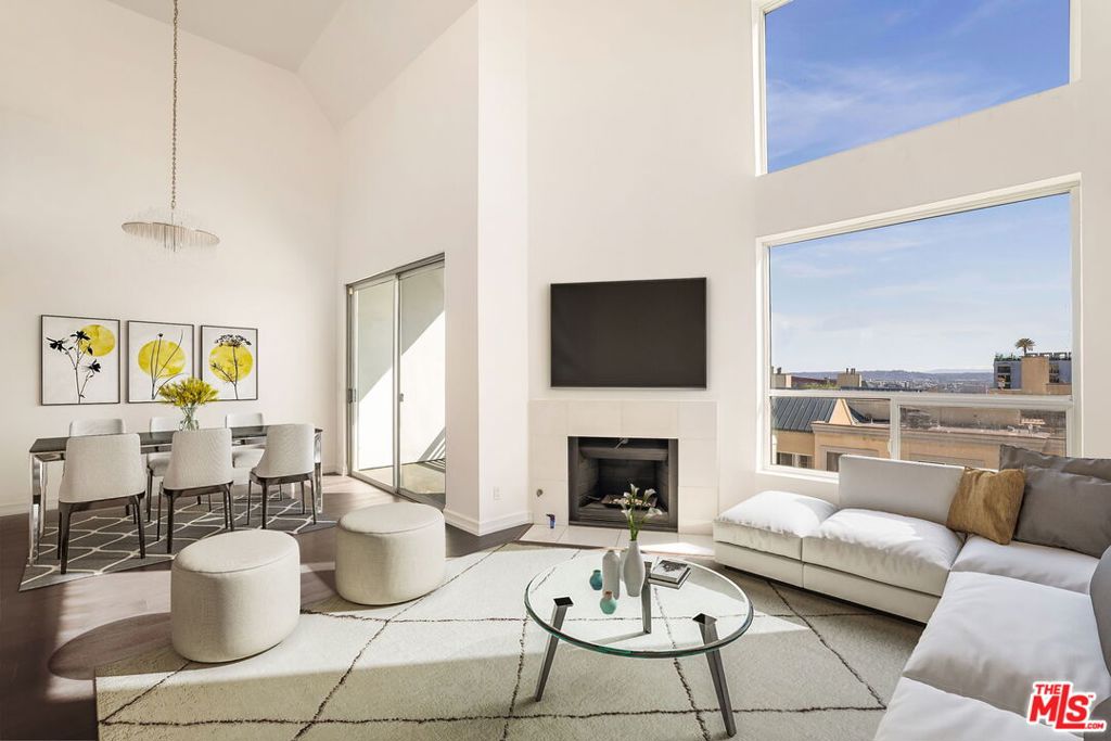 1129 Larrabee Street 14, West Hollywood, CA 90069 — photo 1