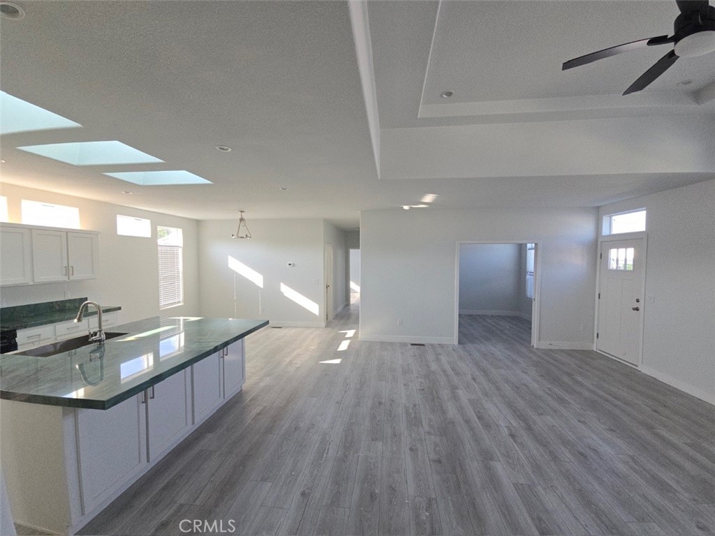 21500 Lassen 450, Chatsworth, CA 91311 — photo 1