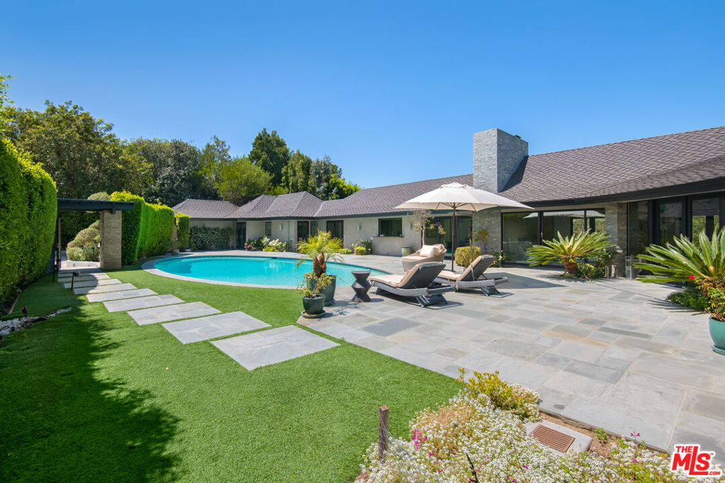 3035 Lake Glen Drive, Beverly Hills, CA 90210 — photo 1