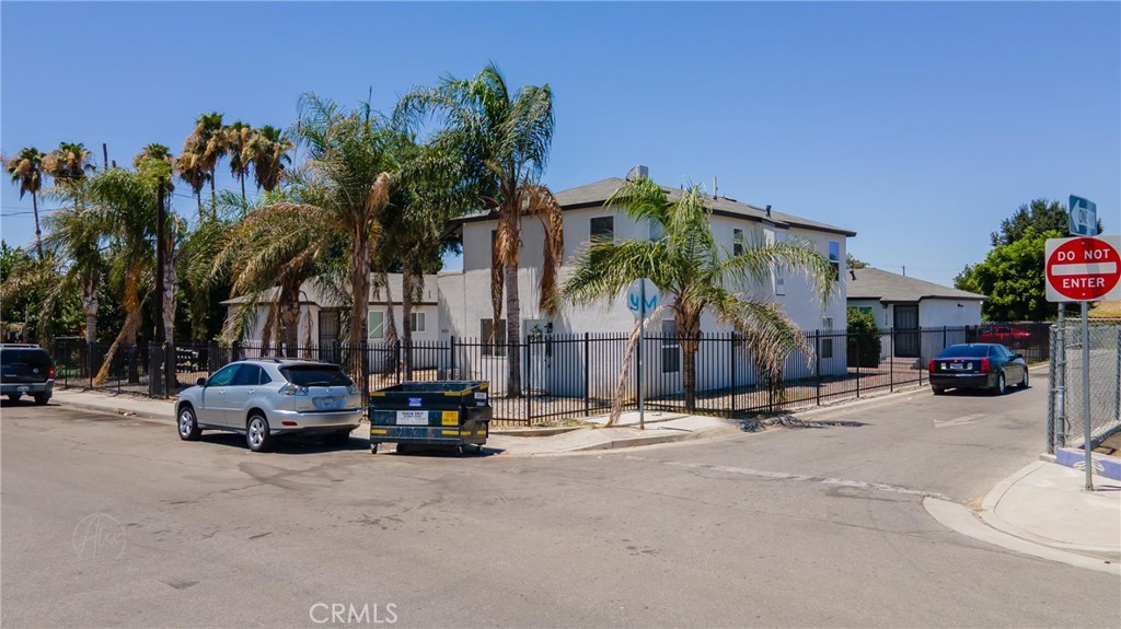 1018 Miller, Bakersfield, CA 93305 — photo 1