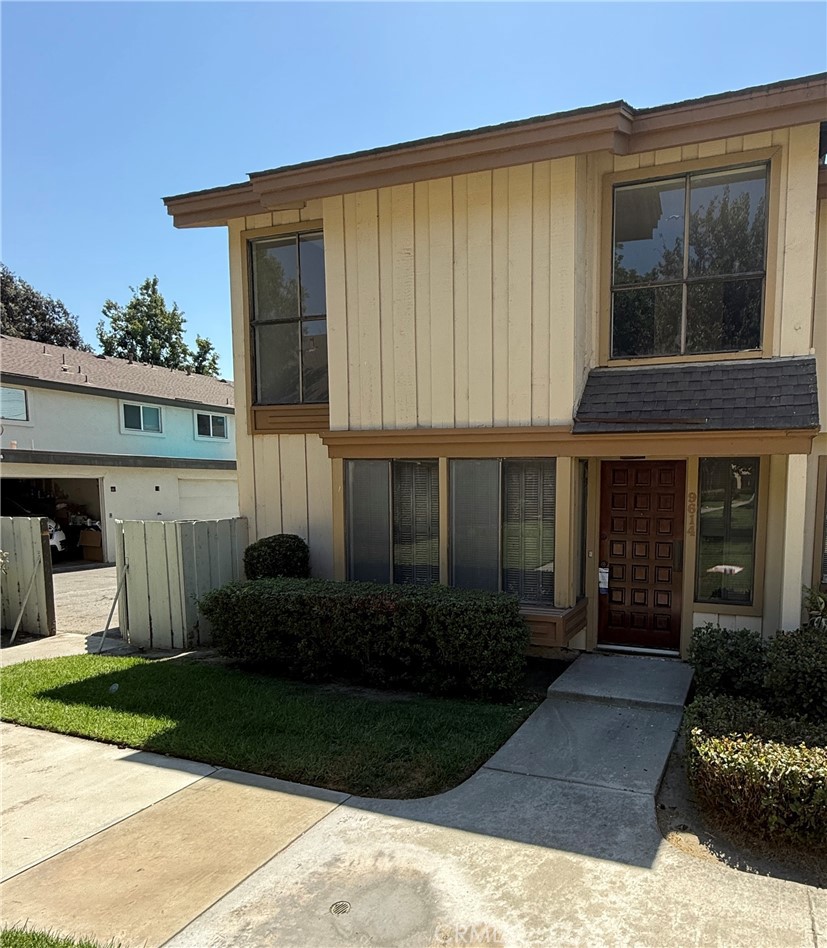 9614 Karmont, South Gate, CA 90280 — photo 1