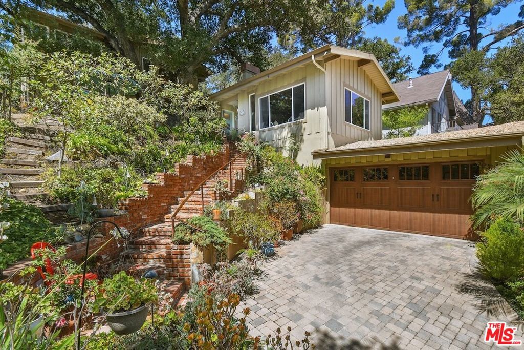 4243 Morro Drive, Los Angeles, CA 91364 — photo 1