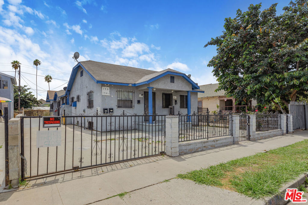 150 W 76th Street, Los Angeles, CA 90003 — photo 1