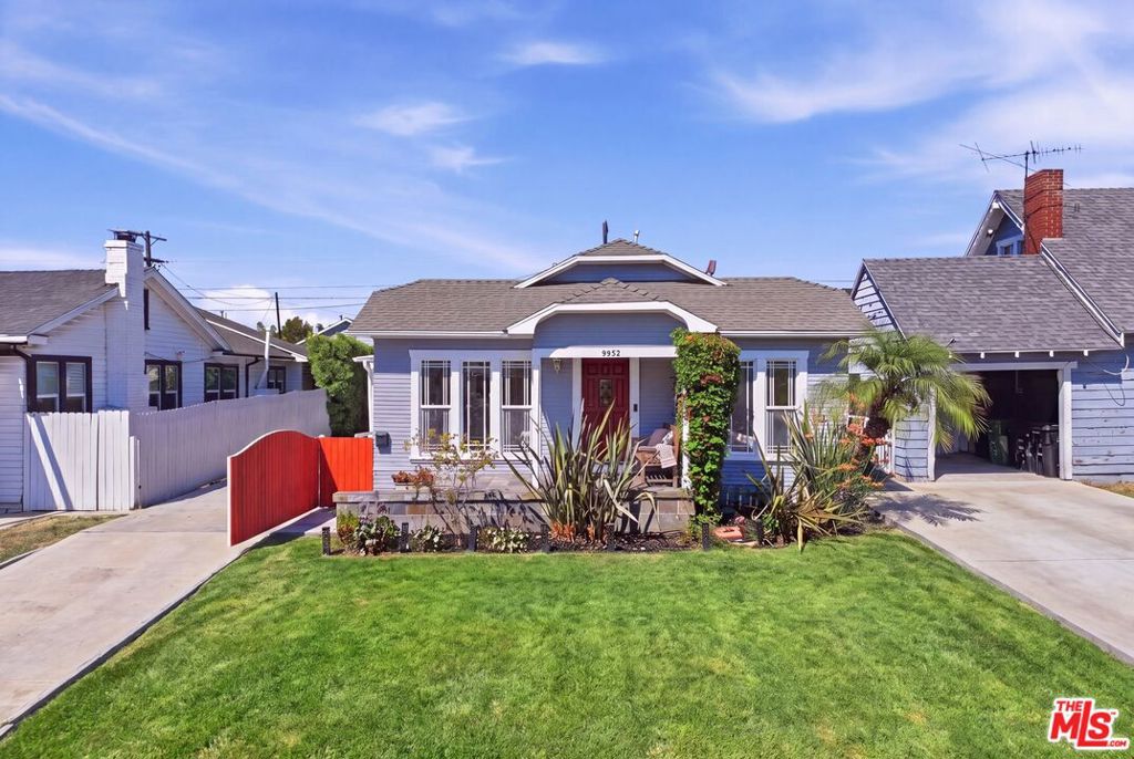 5345 S Victoria Avenue, Los Angeles, CA 90043 — photo 1