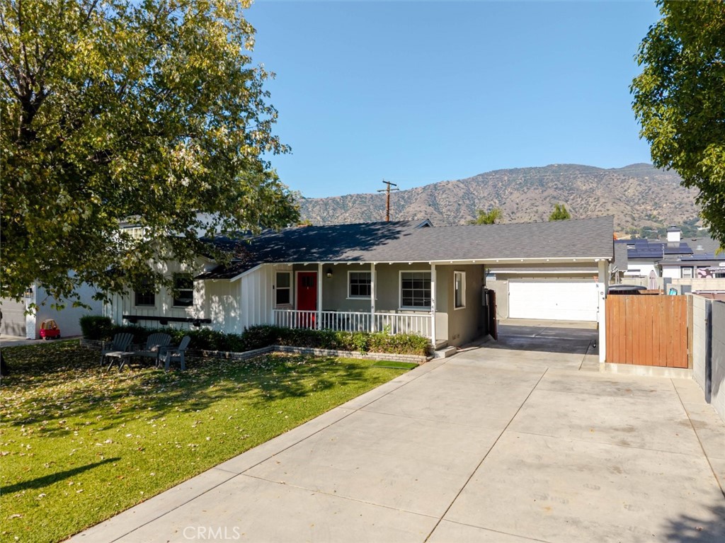 447 W Bennett Avenue, Glendora, CA 91741 — photo 1