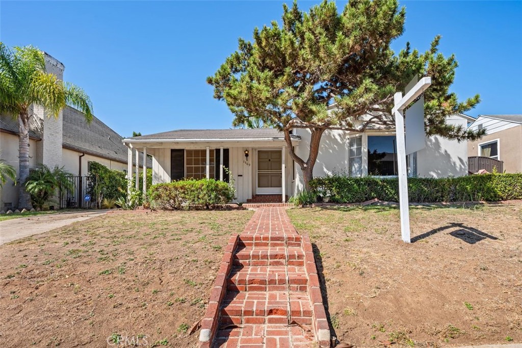 1569 Midvale Avenue, Los Angeles, CA 90024 — photo 1