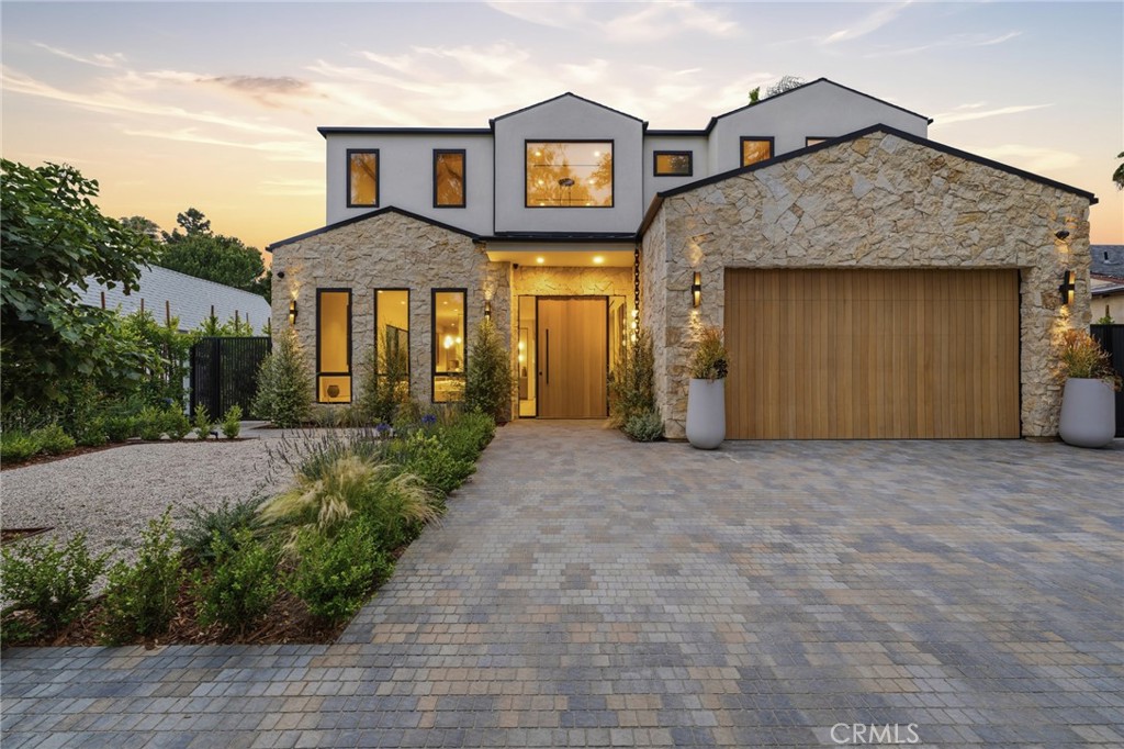 4447 Matilija, Sherman Oaks, CA 91423 — photo 1