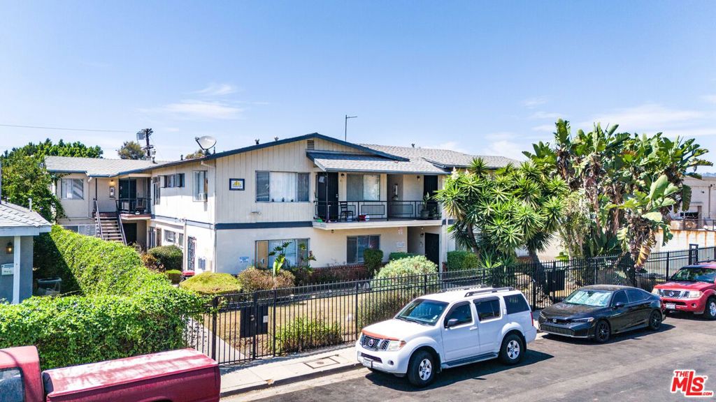 2027 S Ridgeley Drive, Los Angeles, CA 90016 — photo 1