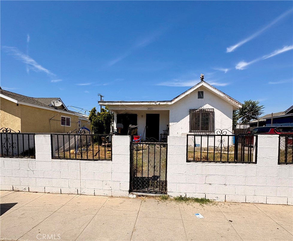 2021 E 112th, Los Angeles, CA 90059 — photo 1