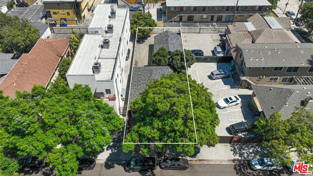 3042 Royal Street, Los Angeles, CA 90007 — photo 1