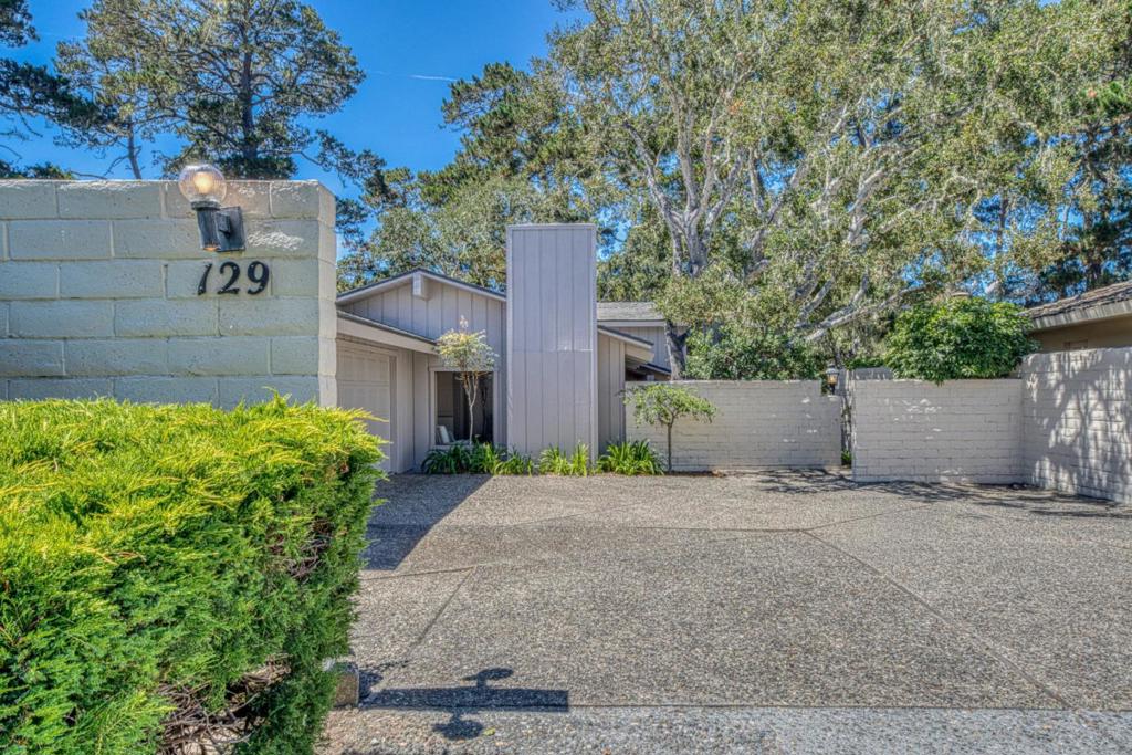 129 Littlefield Road, Monterey, CA 93940 — photo 1