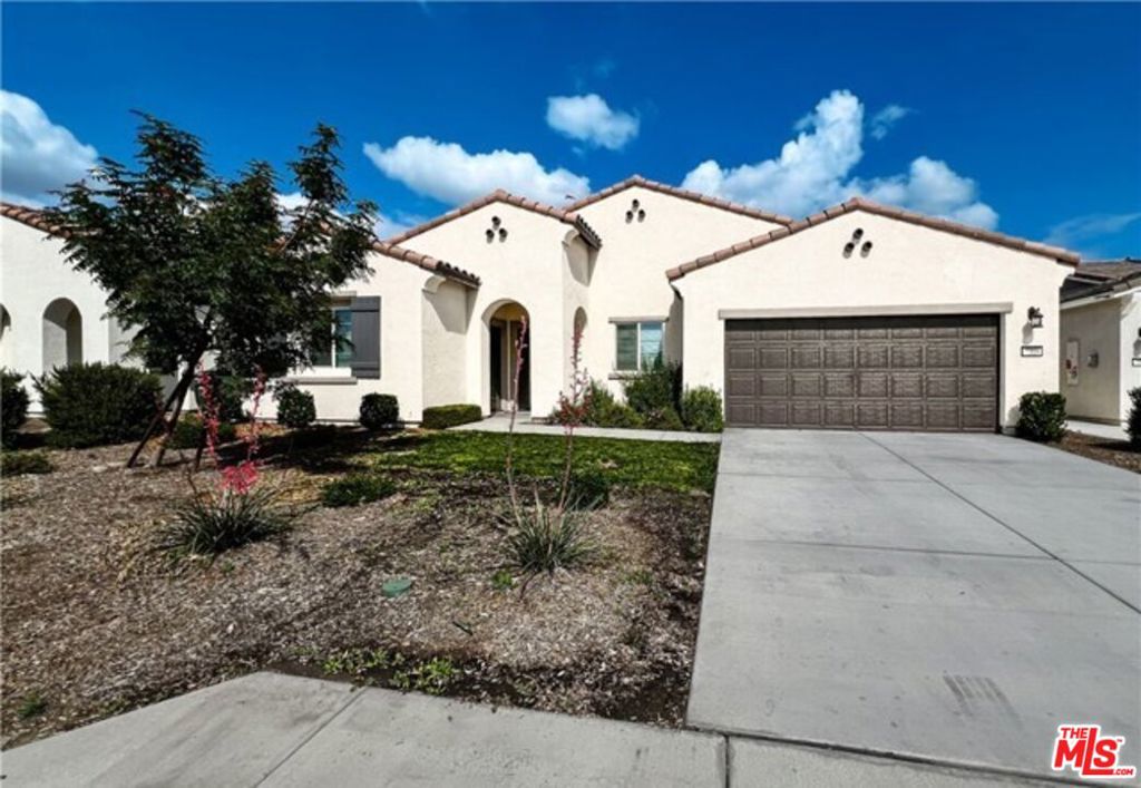 7318 Chetco River Street, Bakersfield, CA 93311 — photo 1