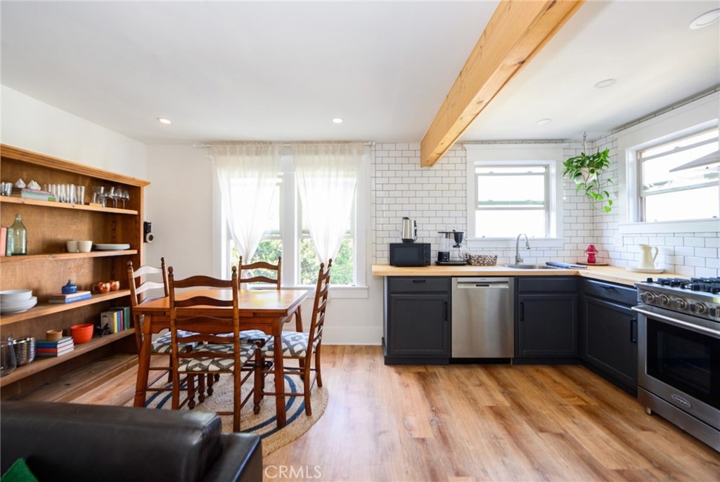 451 W 10th, Long Beach, CA 90813 — photo 1