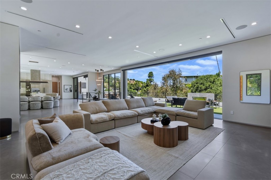 14753 Round Valley, Sherman Oaks, CA 91403 — photo 1