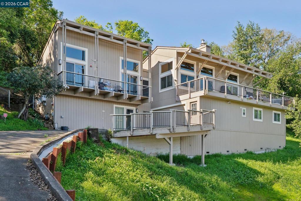 66 Bridge Rd, Novato, CA 94945 — photo 1