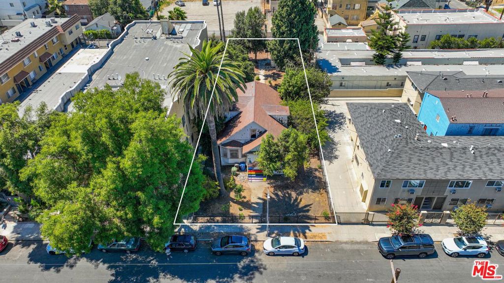 3015 Shrine Place, Los Angeles, CA 90007 — photo 1