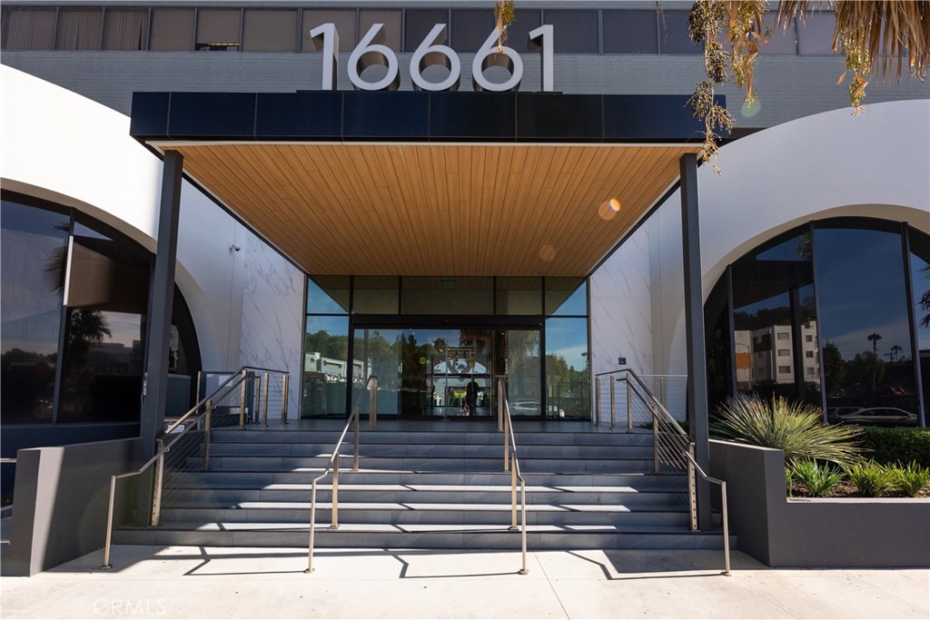 16661 Ventura, Encino, CA 91436 — photo 1