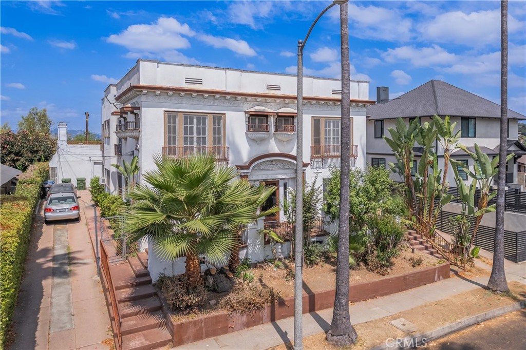 1427 Laveta, Los Angeles, CA 90026 — photo 1