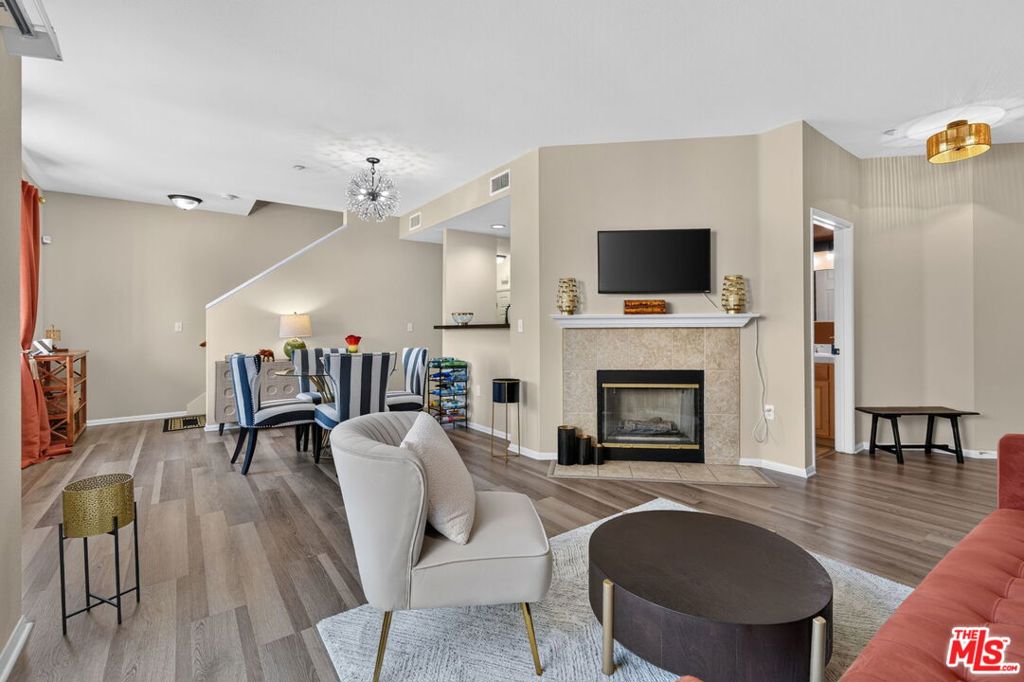 4600 Don Lorenzo Drive 4, Los Angeles, CA 90008 — photo 1