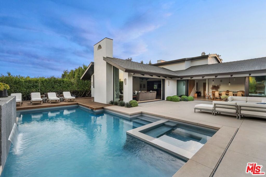 433 Bellagio Terrace, Los Angeles, CA 90049 — photo 1
