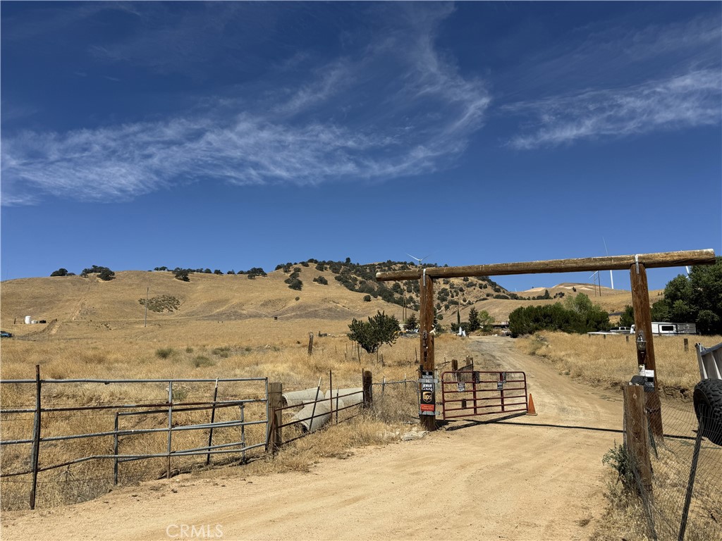 11647 Cameron Canyon Road, Tehachapi, CA 93501 — photo 1