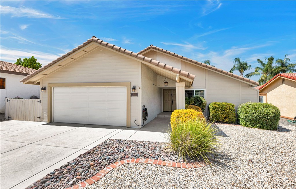 23240 Continental Drive, Canyon Lake, CA 92587 — photo 1