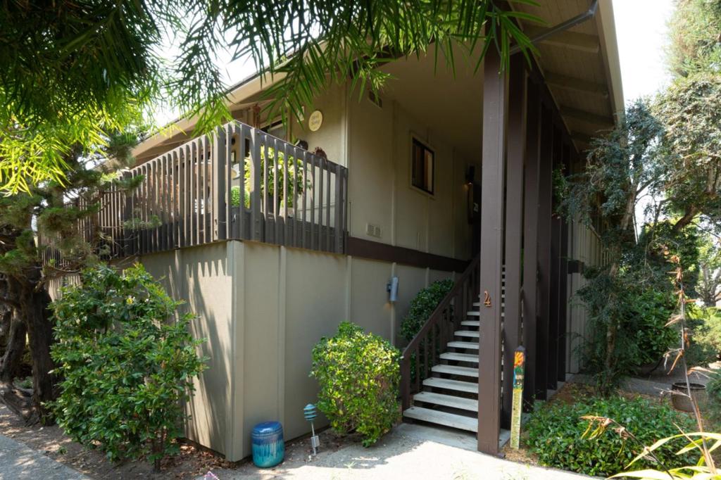 9500 Center Street 4, Carmel, CA 93923 — photo 1