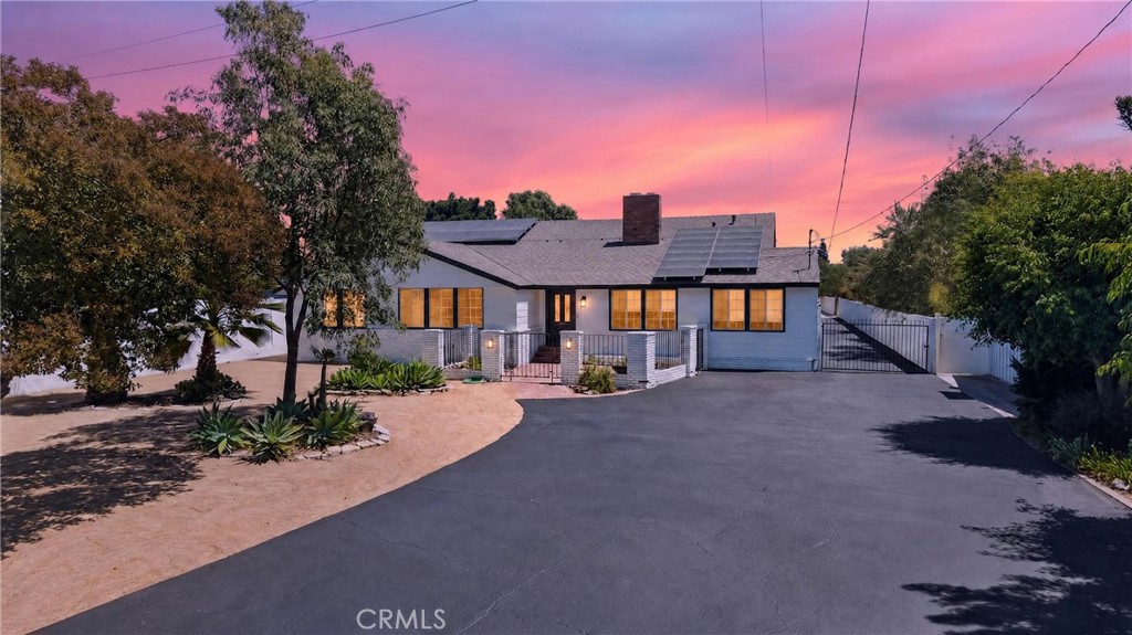 9826 Columbus, North Hills, CA 91343 — photo 1