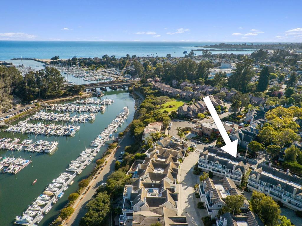 152 Frederick Street, Santa Cruz, CA 95062 — photo 1
