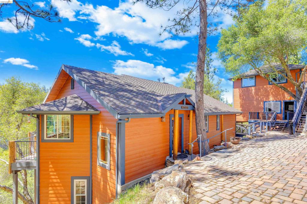 20162 Pine Mountain Dr, Groveland, CA 95321 — photo 1